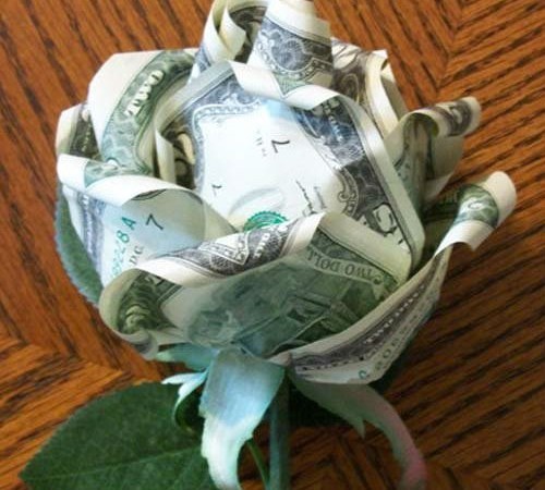 कैसे पैसे बनाने के लिए गुलाब
