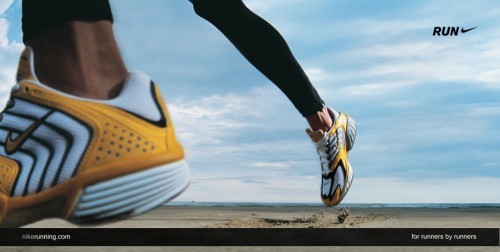 जॉगिंग के लिए साइटें: नाइके + अपने हृदय गति, गति, लाभ पर नज़र रखता है