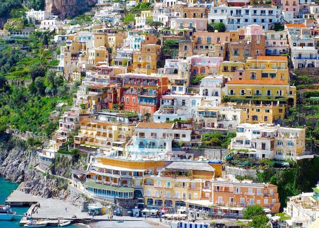 ग्रह पर खूबसूरत जगहों: इटली