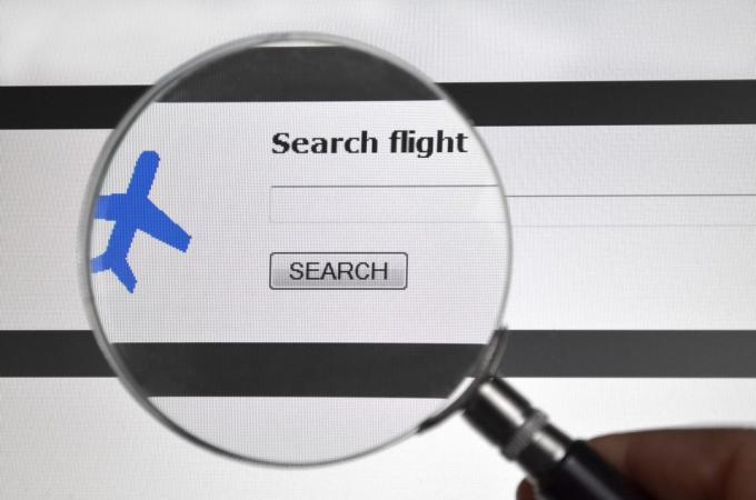 खोजें उड़ान, वेब पर एयरलाइन खोज सेवा