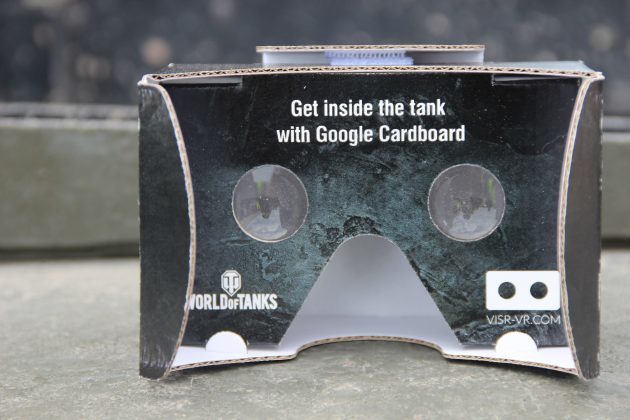 Google कार्डबोर्ड अवसर पर Bovingtonskogo tankfesta 2015