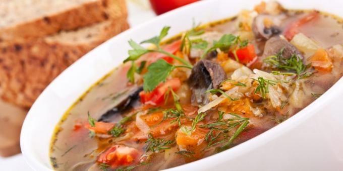 मशरूम और मछली के साथ सूप पकाने के लिए कैसे