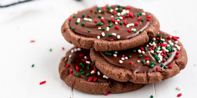 चॉकलेट टुकड़े के साथ क्रिसमस कुकीज़