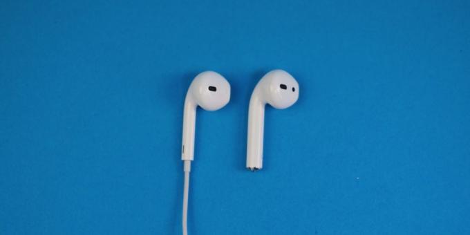 AirPods और EarPods