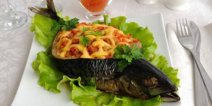 ओवन मैकेरल रेसिपी: सब्जियों, मशरूम और पनीर के साथ मैकेरल