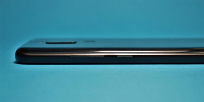 Leagoo S8: पावर बटन और मात्रा