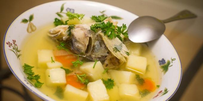 नदी की मछली की पकाने की विधि सूप