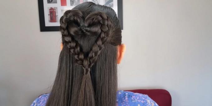 लड़कियों के लिए केशविन्यास: चोटी के दिल से ढीले बाल