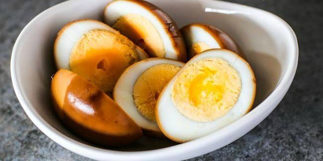 अंडे से व्यंजनों: मसालेदार अंडे