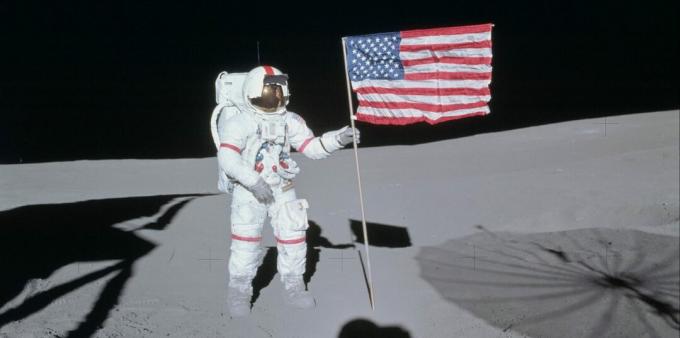 अंतरिक्ष में रहे लोग: चंद्रमा पर एलन शेपर्ड