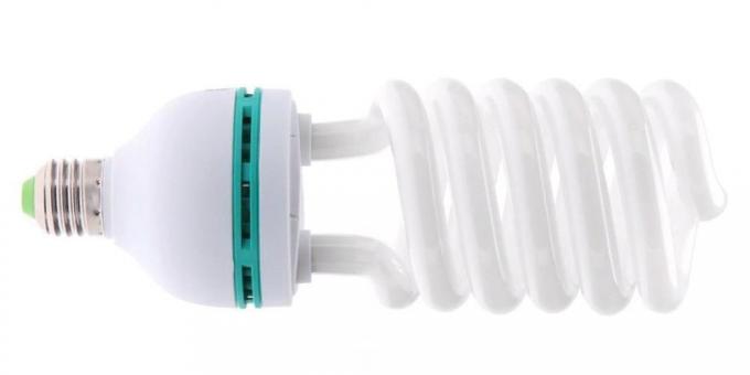 10 बजट गैजेट कि हर किसी के लिए उपयोगी होते हैं: प्रकाश सफेद ठंड प्रकाश