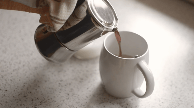कैसे कैफीन नींद को प्रभावित करता है
