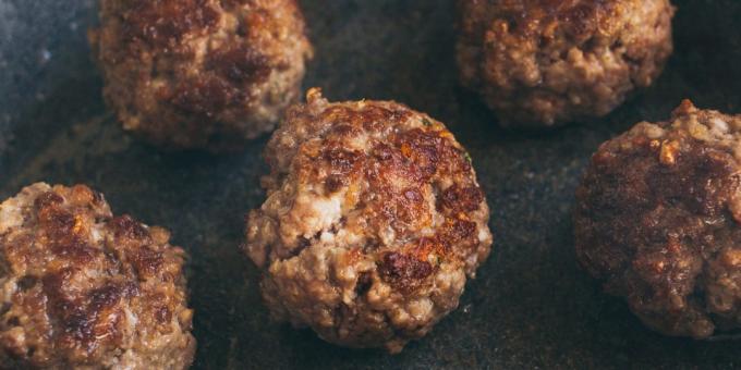 गोमांस के meatballs: फ्राइंग meatballs