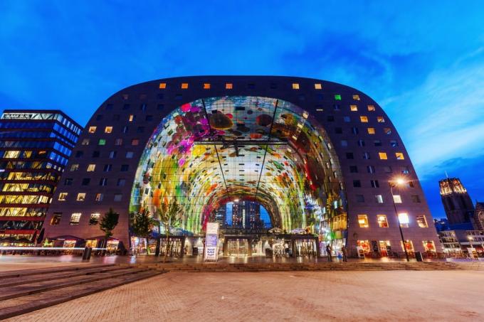 यूरोपीय वास्तुकला: रॉटरडैम के Blaak बाजार में Markthal