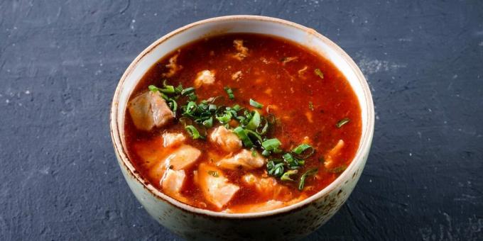 चिकन के साथ इतालवी शैली का टमाटर का सूप