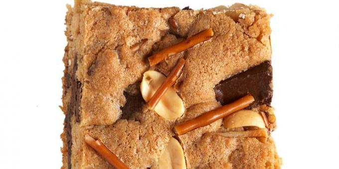 मूंगफली और नमक लाठियों से कुकीज़: स्वादिष्ट कुकीज़ व्यंजनों