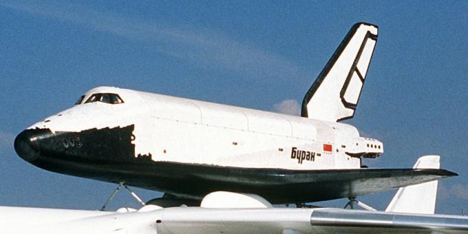 ले बरगेट, 1989 में एयरोस्पेस प्रदर्शनी में "बुरान"